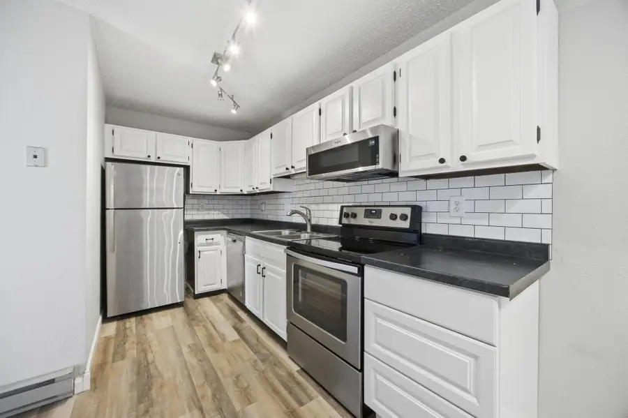 2012 Park Boulevard S #B4, Fargo, ND 58103 - #2