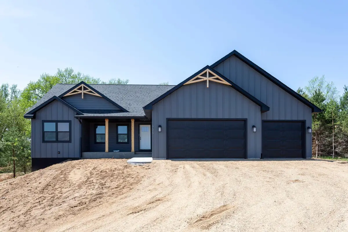 251 Saddle Ridge Lane, Troy, WI 54022 - #1