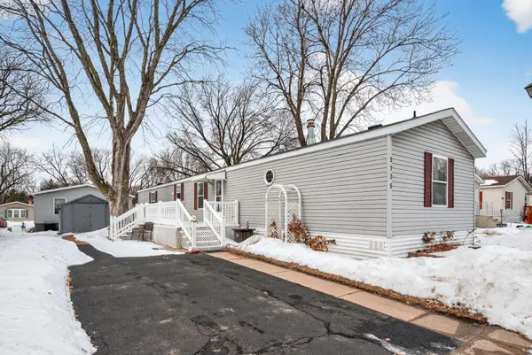 5725 Cabot Drive, Mounds View, MN 55112