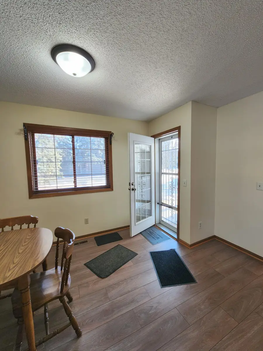 4041 Maureen Drive Ne #103, Minneapolis, MN 55421 - #3