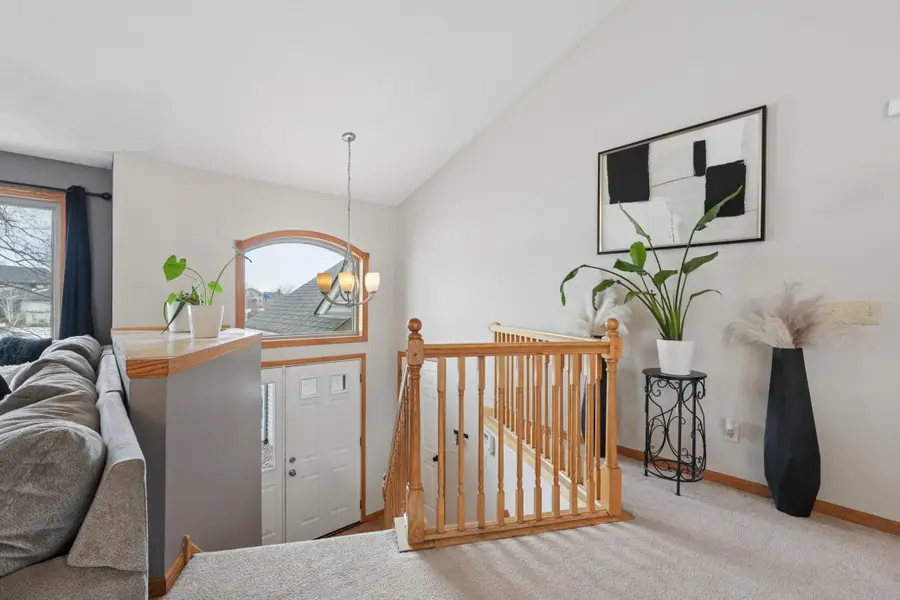 10780 Sailor Way, Woodbury, MN 55129 - #2