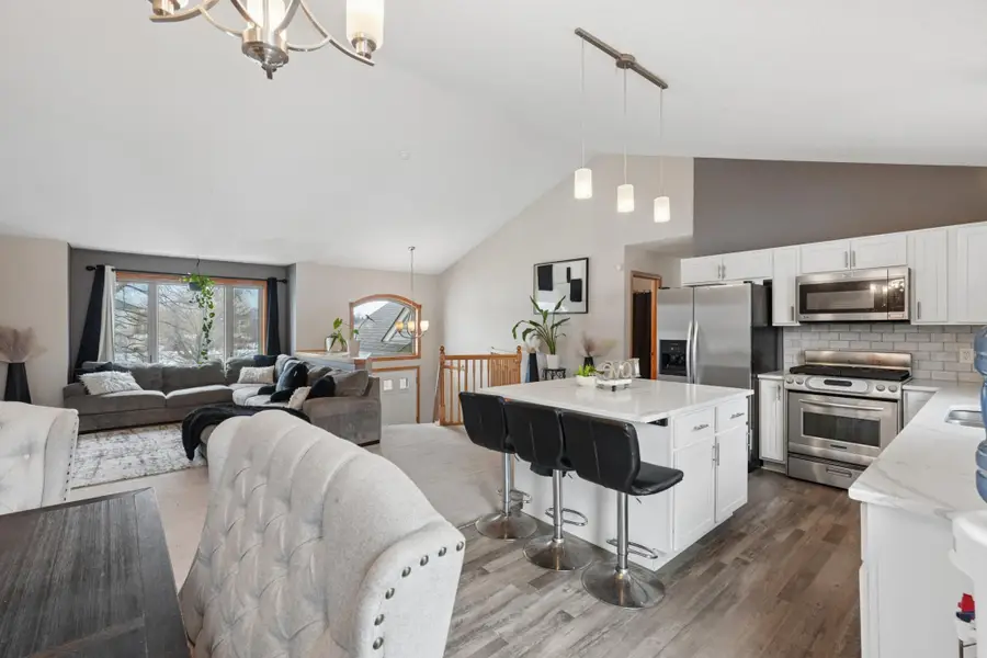 10780 Sailor Way, Woodbury, MN 55129 - #3