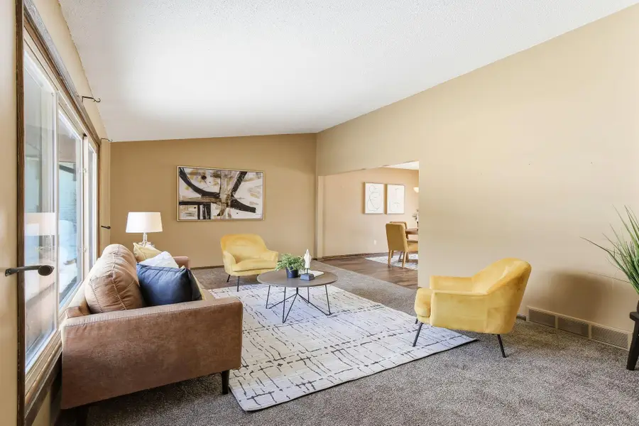 5736 Matterhorn Drive Ne, Fridley, MN 55432 - #3