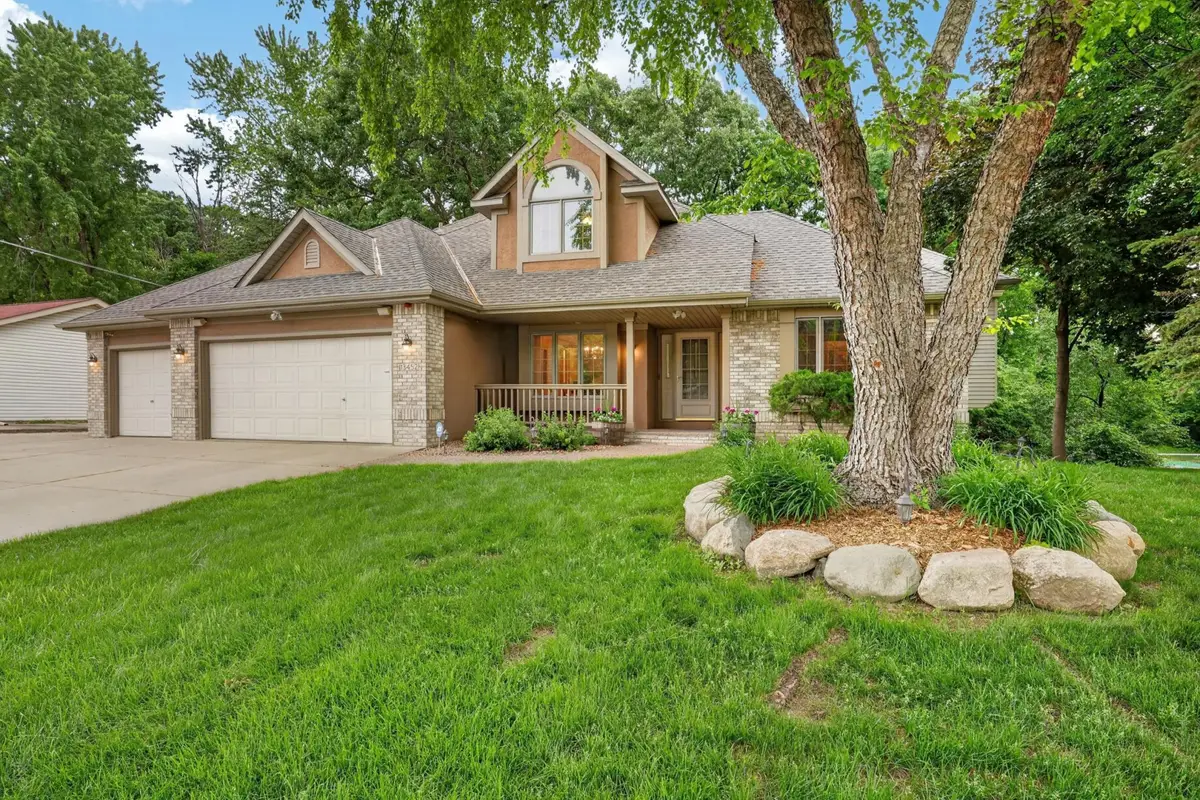 13452 Flagstaff Avenue, Apple Valley, MN 55124 - #1