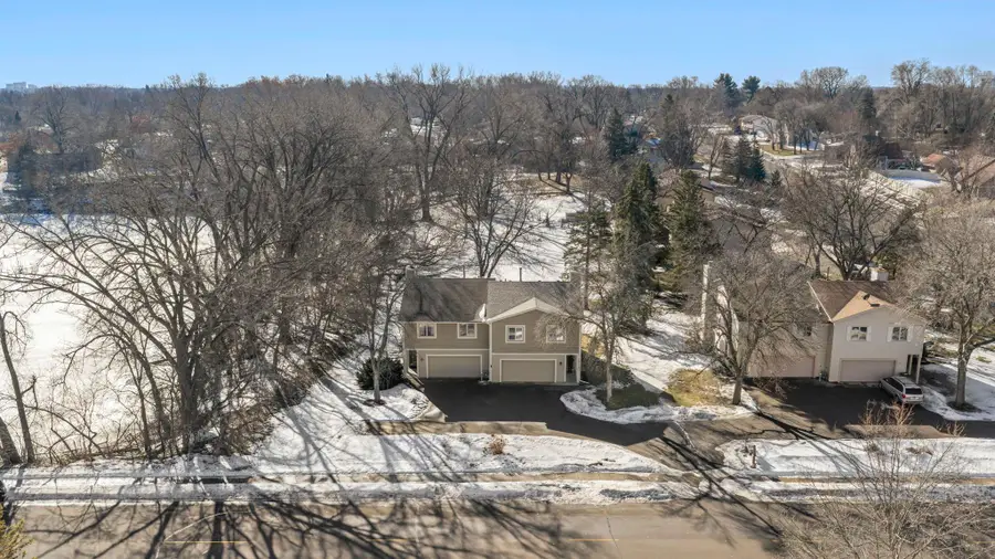 7833 23rd Avenue N, Golden Valley, MN 55427 - #3