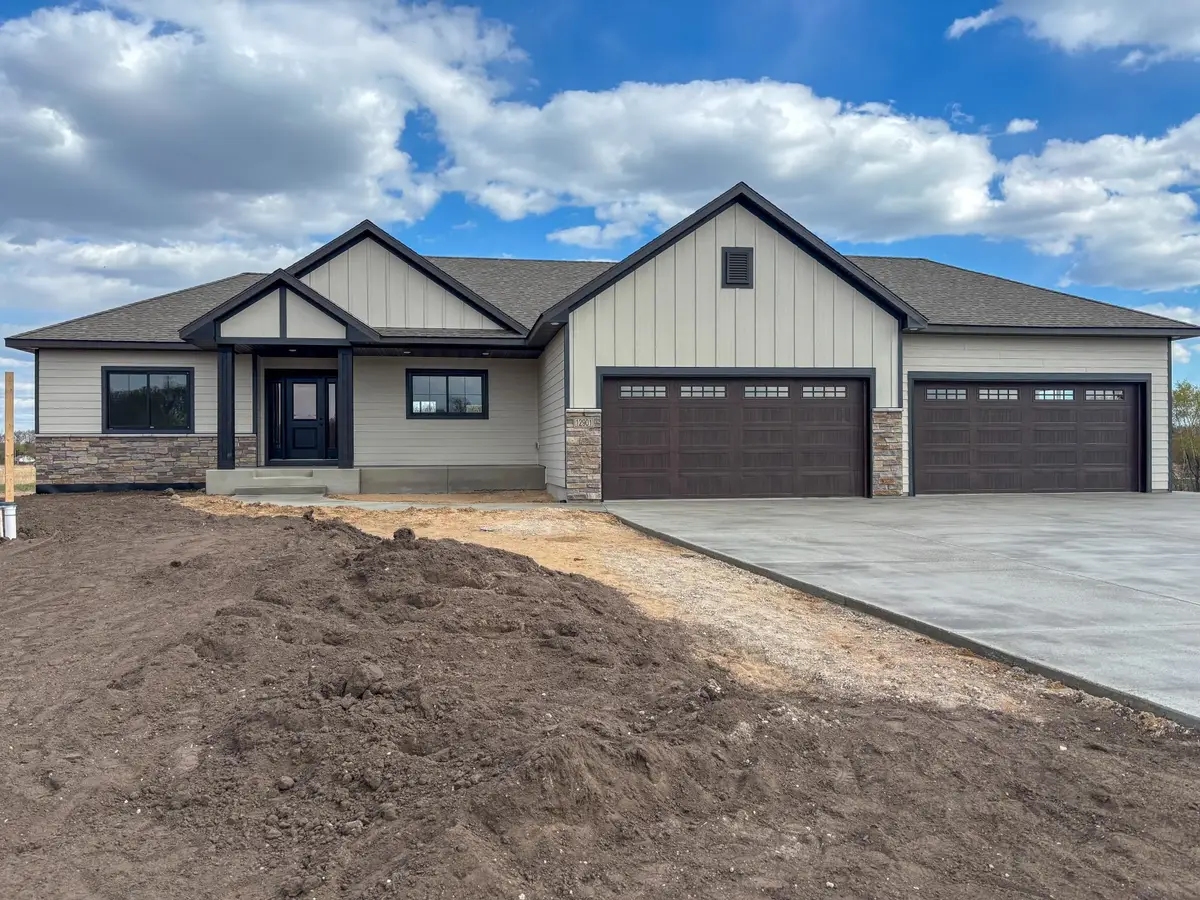 12901 295th Avenue Nw, Princeton, MN 55371 - #1