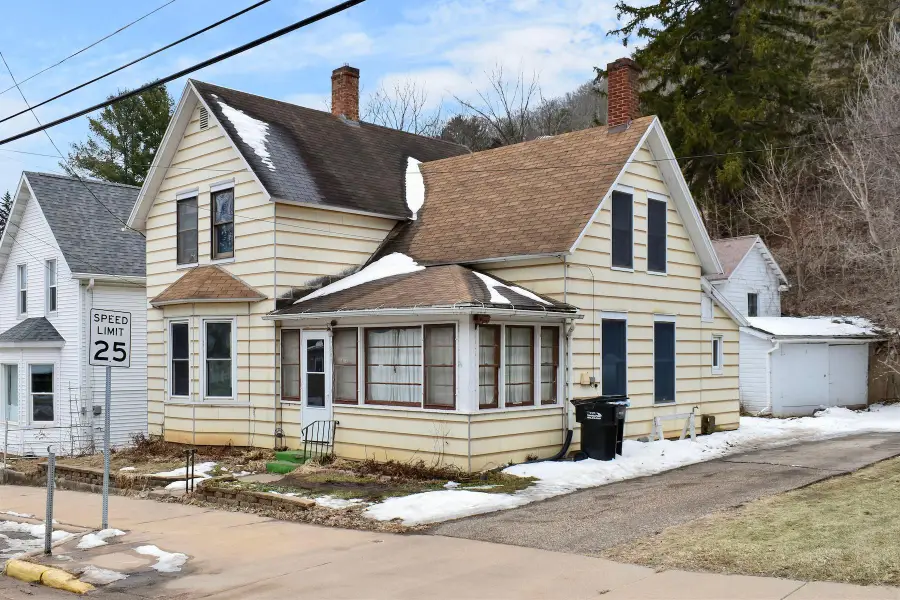 247 North Street, Fountain City, WI 54629 - #2
