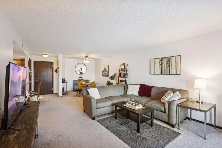 4710 58th Avenue N #201, Minneapolis, MN 55429 - #3