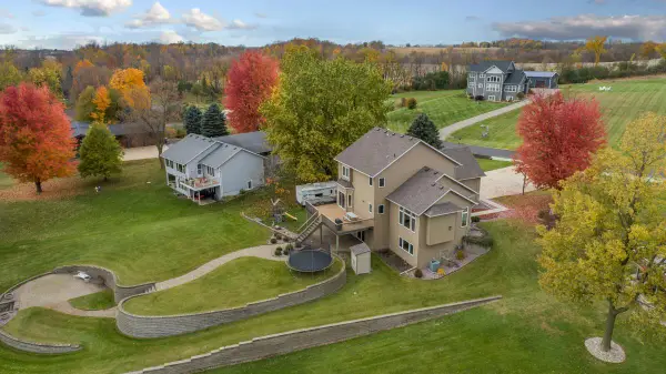 4090 Wells Lake Court, Faribault, MN 55021