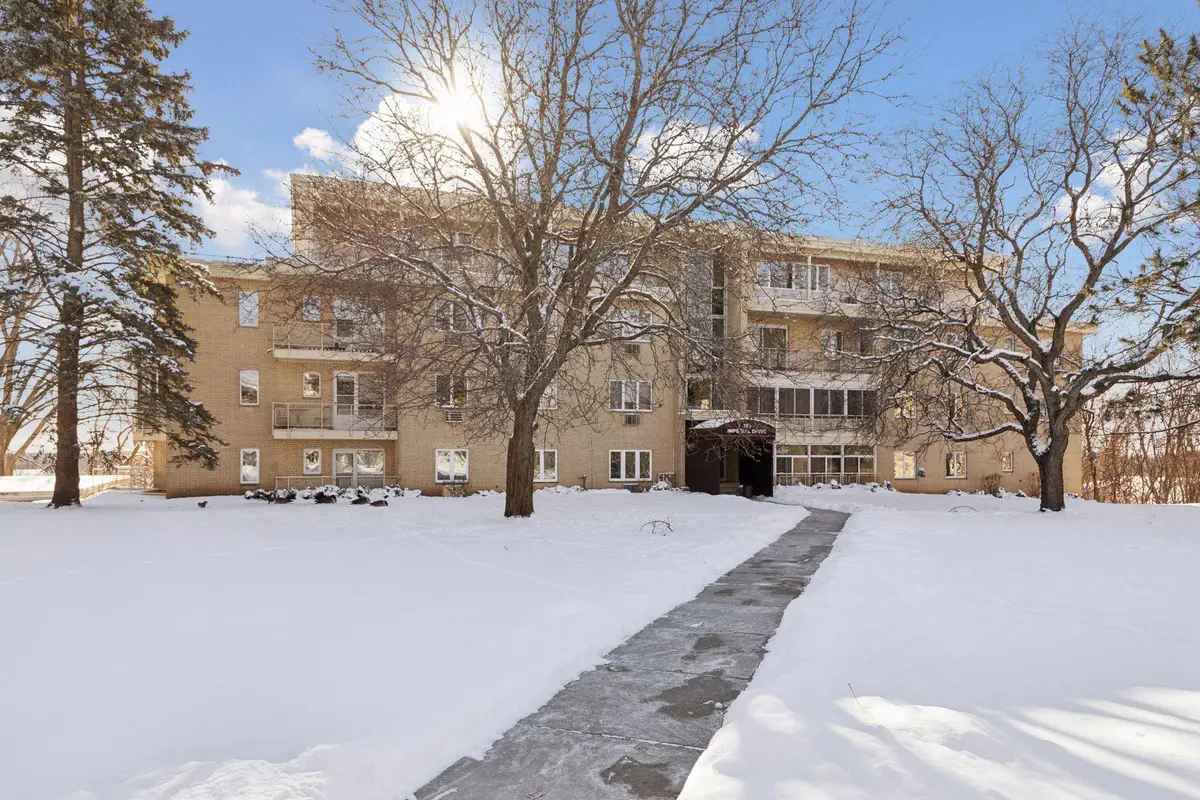 100 Imperial Drive W #404, Saint Paul, MN 55118 - #1