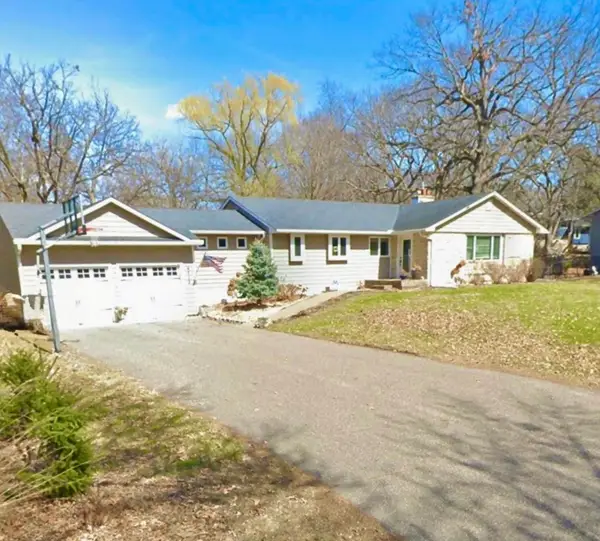 4713 Fairhills Road W, Minnetonka, MN 55345