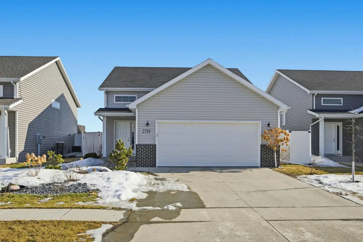 2733 Divide Street W, West Fargo, ND 58078 - #1
