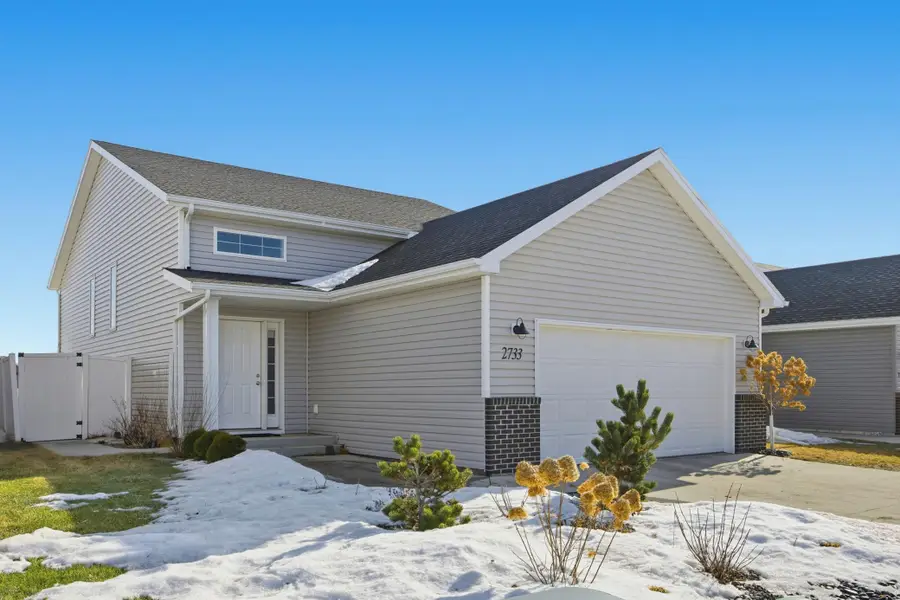 2733 Divide Street W, West Fargo, ND 58078 - #2