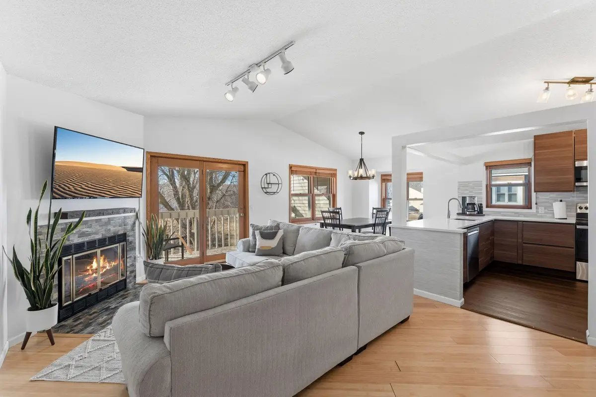 1898 Southpointe Terrace #B1898, Eagan, MN 55122 - #1