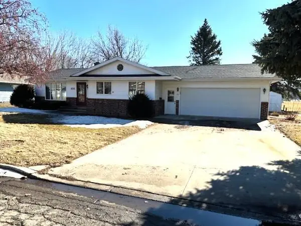 105 Buckeye Drive, Montevideo, MN 56265