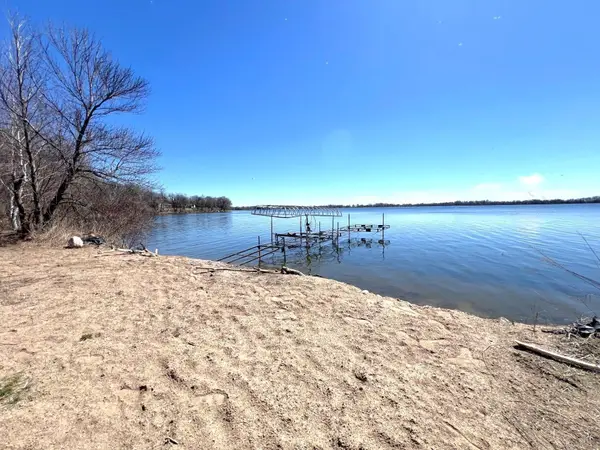 15993 154th Street Ne, Hawick, MN 56273