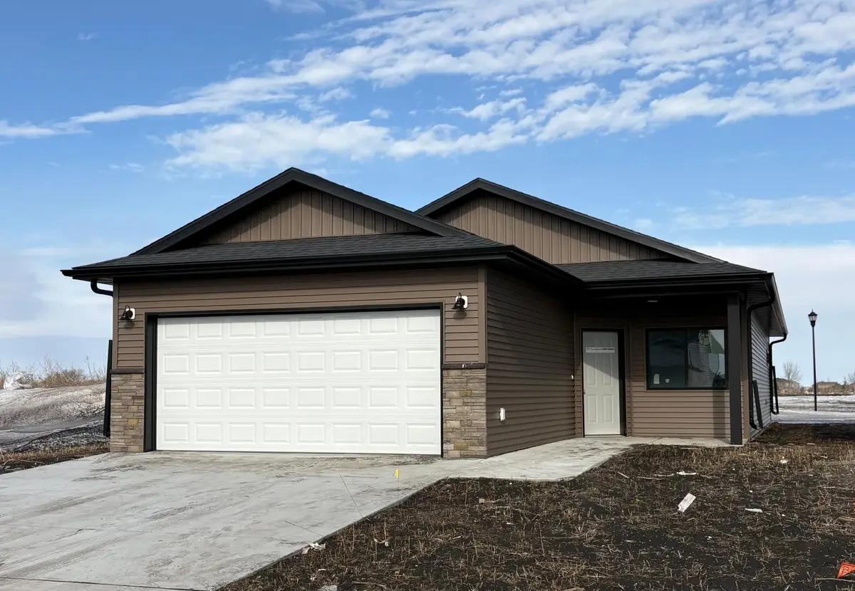 6723 66th Avenue S, Horace, ND 58047 - #1