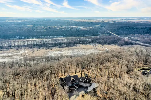 19155 263rd Street, Shafer, MN 55074