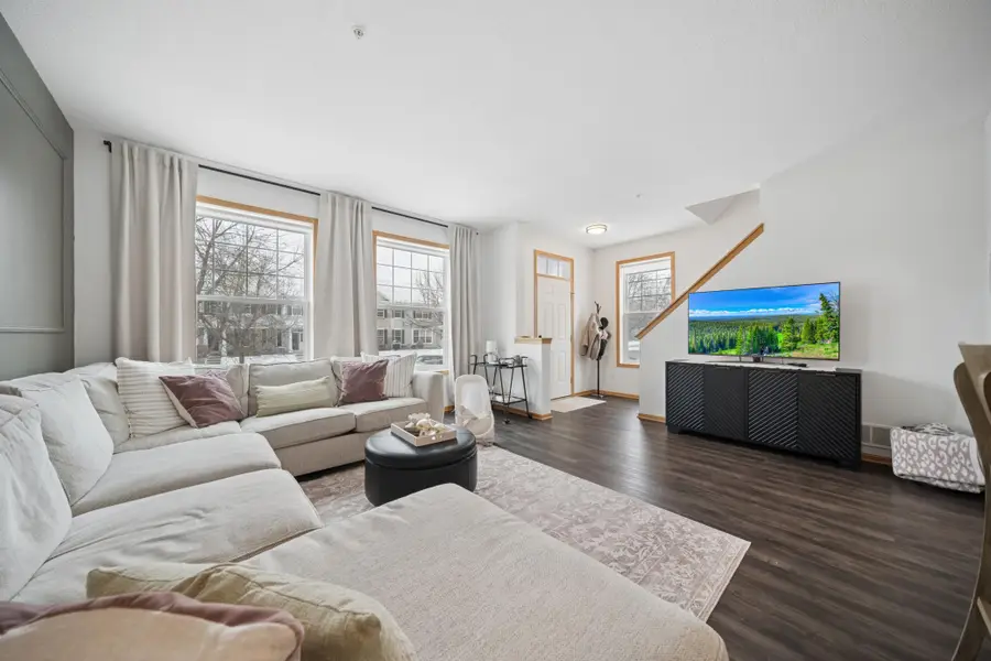 1987 Clover Ridge Drive, Chaska, MN 55318 - #2