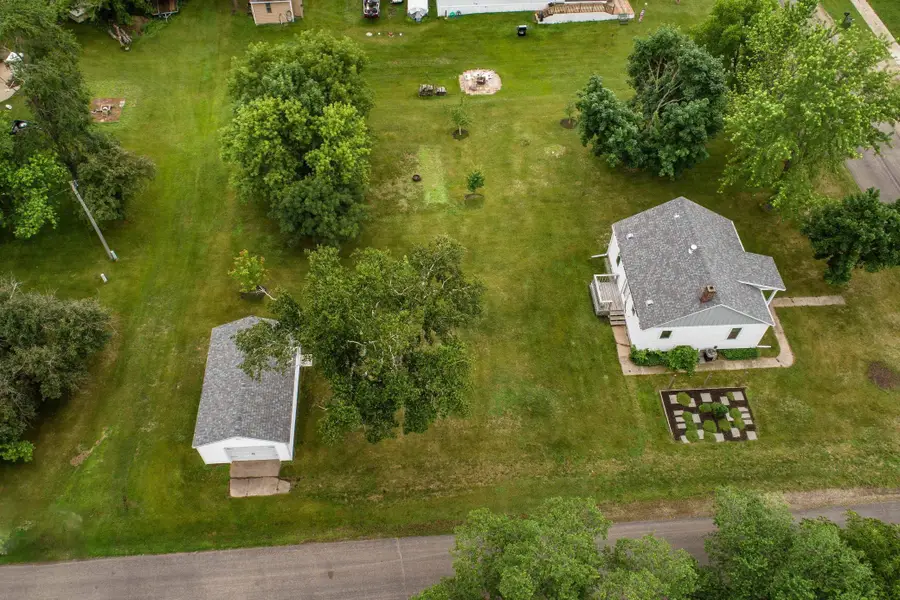 202 Lake Avenue S, Ottertail, MN 56571 - #3