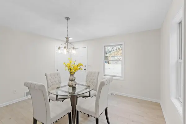 2210 Irving Avenue N, Minneapolis, MN 55411