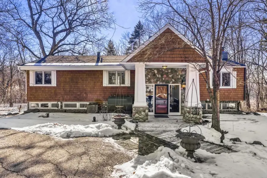 2081 Meeting Street, Wayzata, MN 55391 - #2