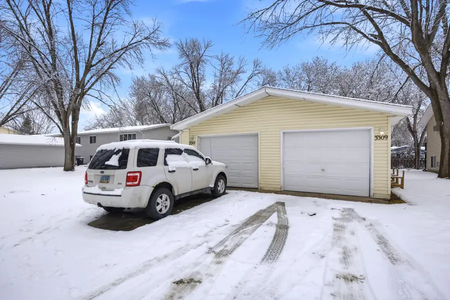 3307-3309 2nd Street N, Fargo, ND 58102 - #3
