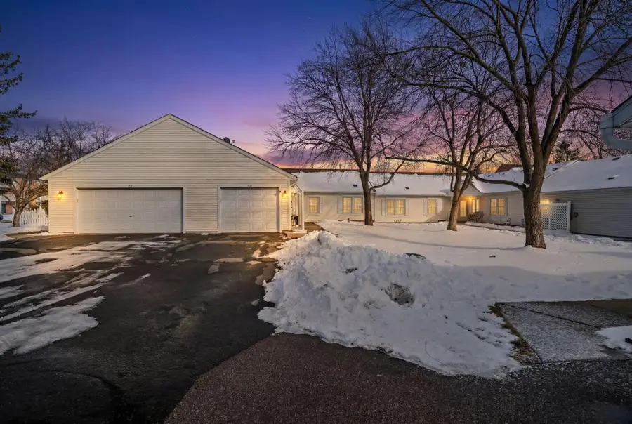 114 Carmel Avenue W #15, Saint Paul, MN 55118 - #2