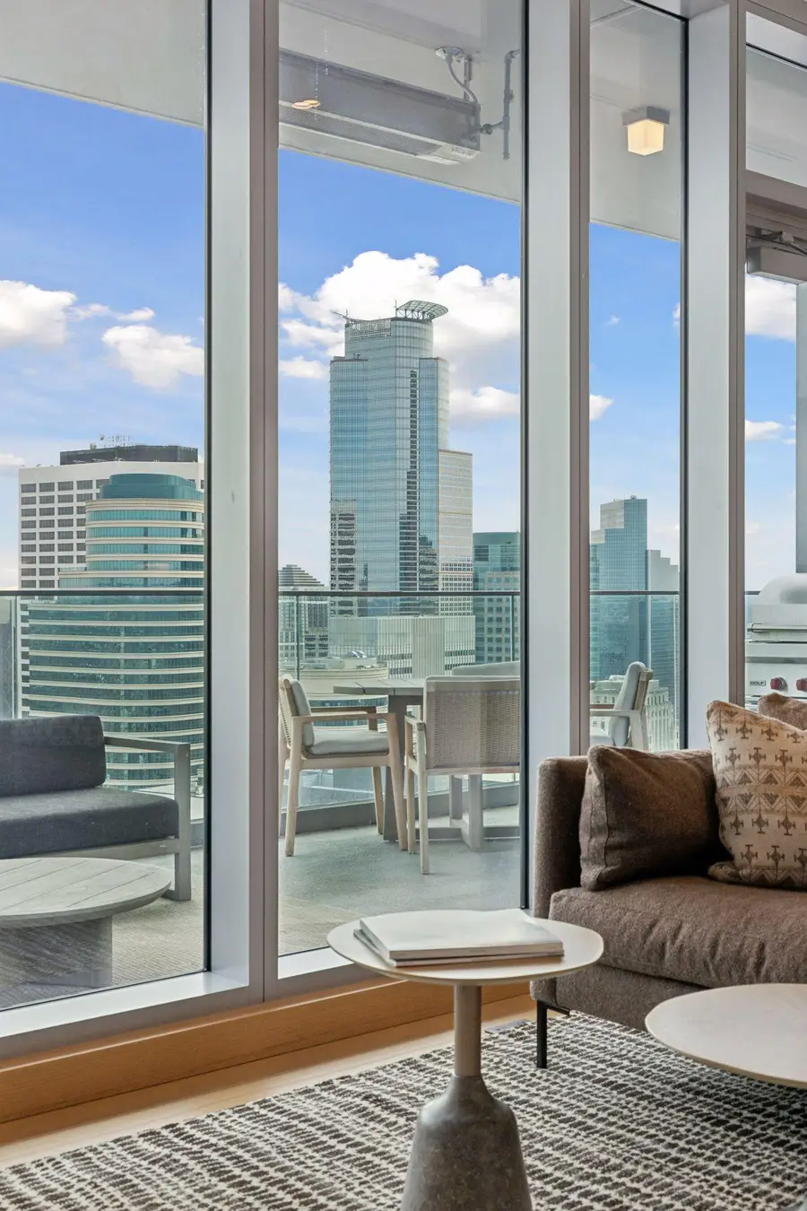 255 Hennepin Avenue #3201, Minneapolis, MN 55408 - #3