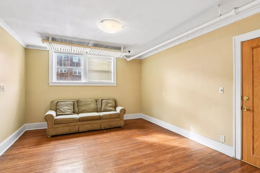 522 Ridgewood Avenue #9, Minneapolis, MN 55403 - #3