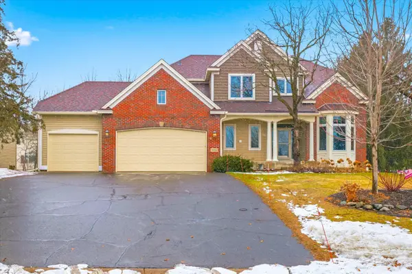 15042 Raven Street Nw, Andover, MN 55304