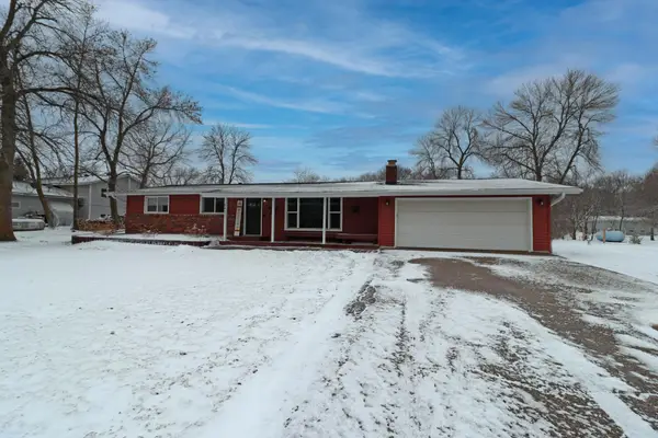 5401 Gunderson Avenue Nw, Maple Lake, MN 55358