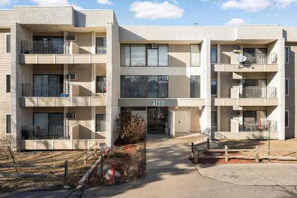 4110 Rahn Road #317, Saint Paul, MN 55122