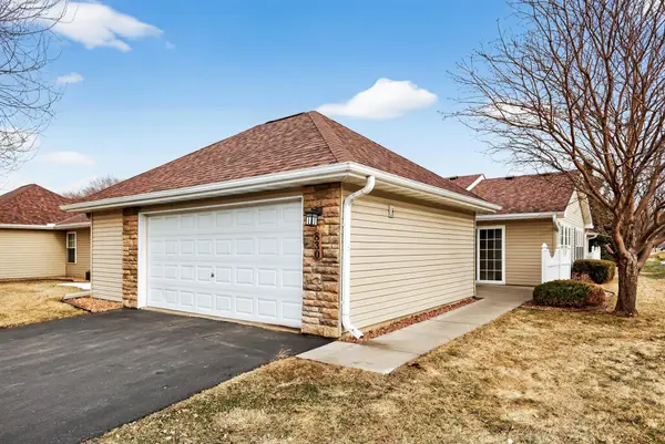 830 Roundhouse Street, Shakopee, MN 55379