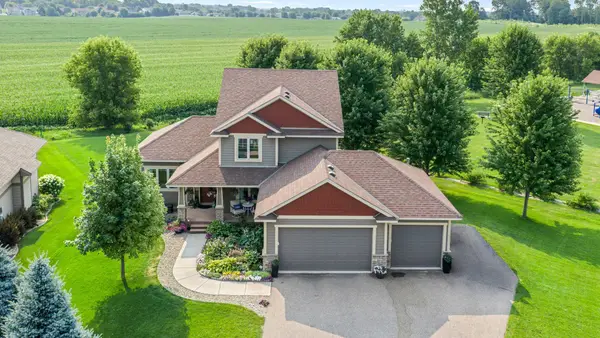 900 Heritage Trail Ne, New Prague, MN 56071
