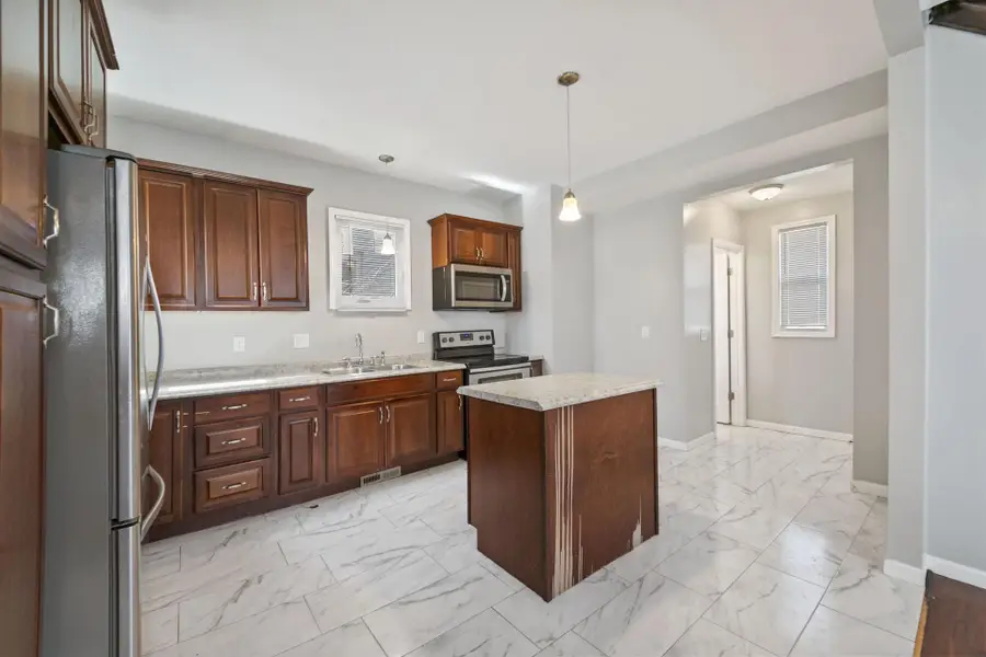 745 Fuller Avenue, Saint Paul, MN 55104 - #3