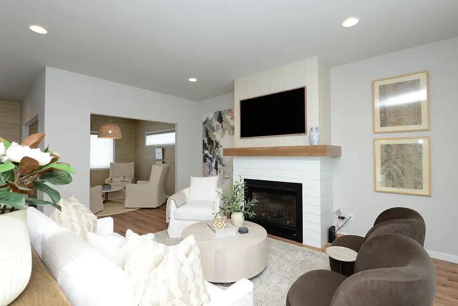 3707 Merrifield Drive S, Fargo, ND 58104 - #3