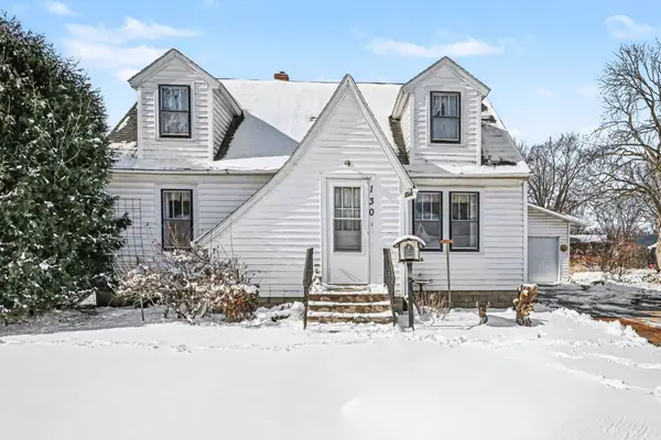 130 S Grove Street, Belle Plaine, MN 56011