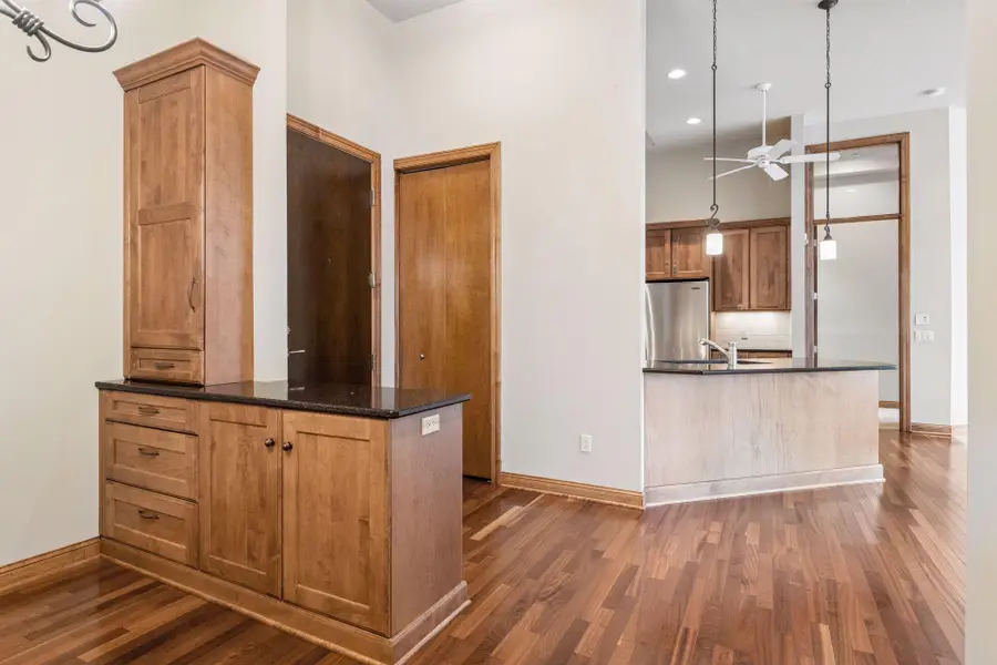 555 Oak Ridge Place #360, Hopkins, MN 55305 - #3