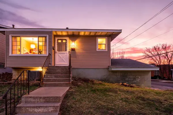 964 Western Avenue N, Saint Paul, MN 55117