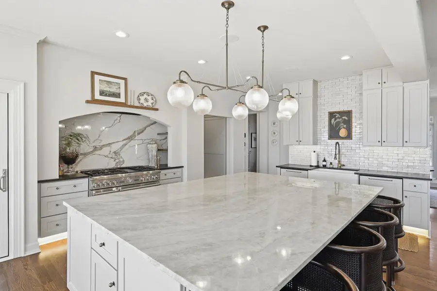 1000 Old Crystal Bay Road S, Wayzata, MN 55391 - #2