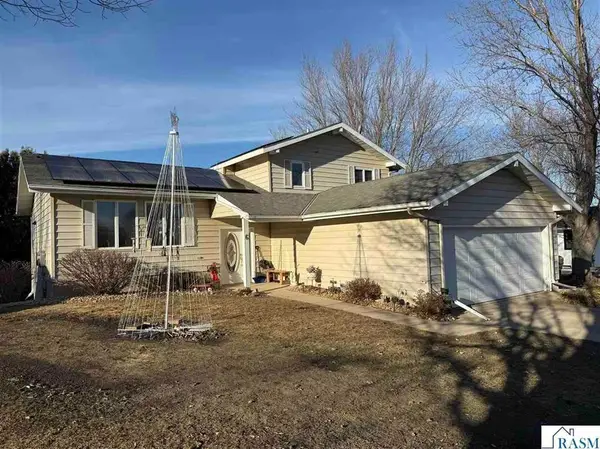 6 Learig Lane, Saint James, MN 56081