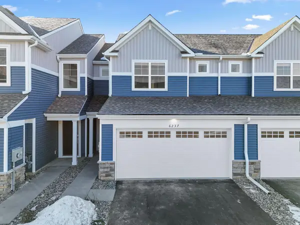 6237 205th Street N, Forest Lake, MN 55025