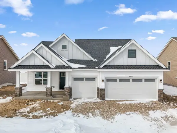 7533 Lotus Lane, Lino Lakes, MN 55038