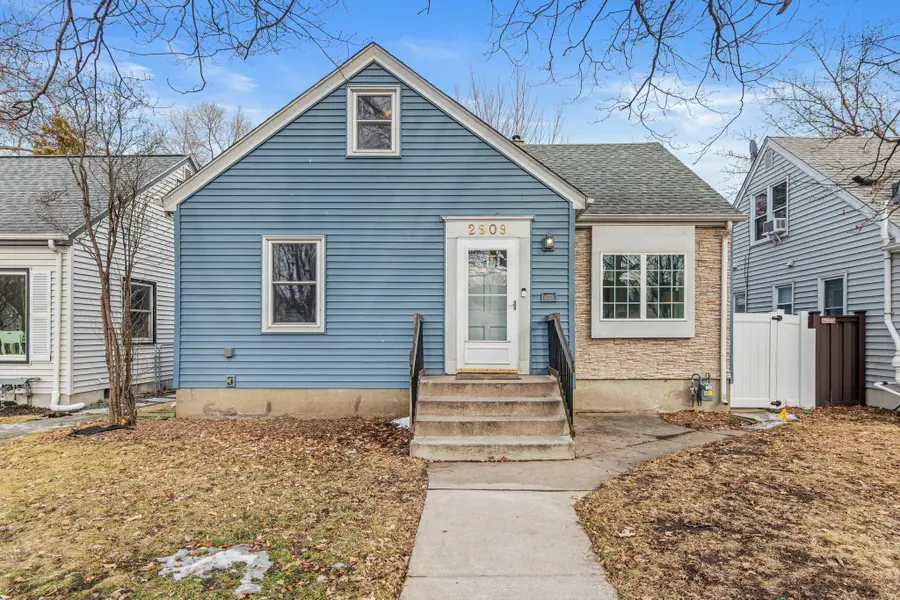2909 Georgia Avenue S, Minneapolis, MN 55426 - #2