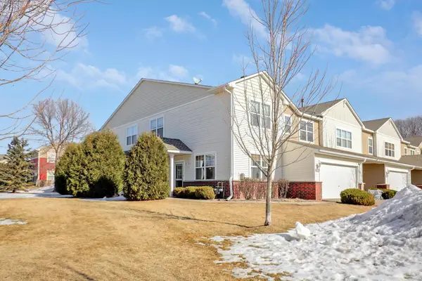 1648 White Pine Way #D, Carver, MN 55315