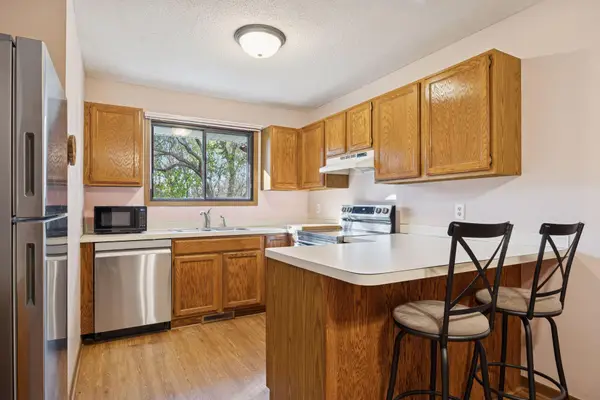 7573 Wedgewood Way, Maple Grove, MN 55311