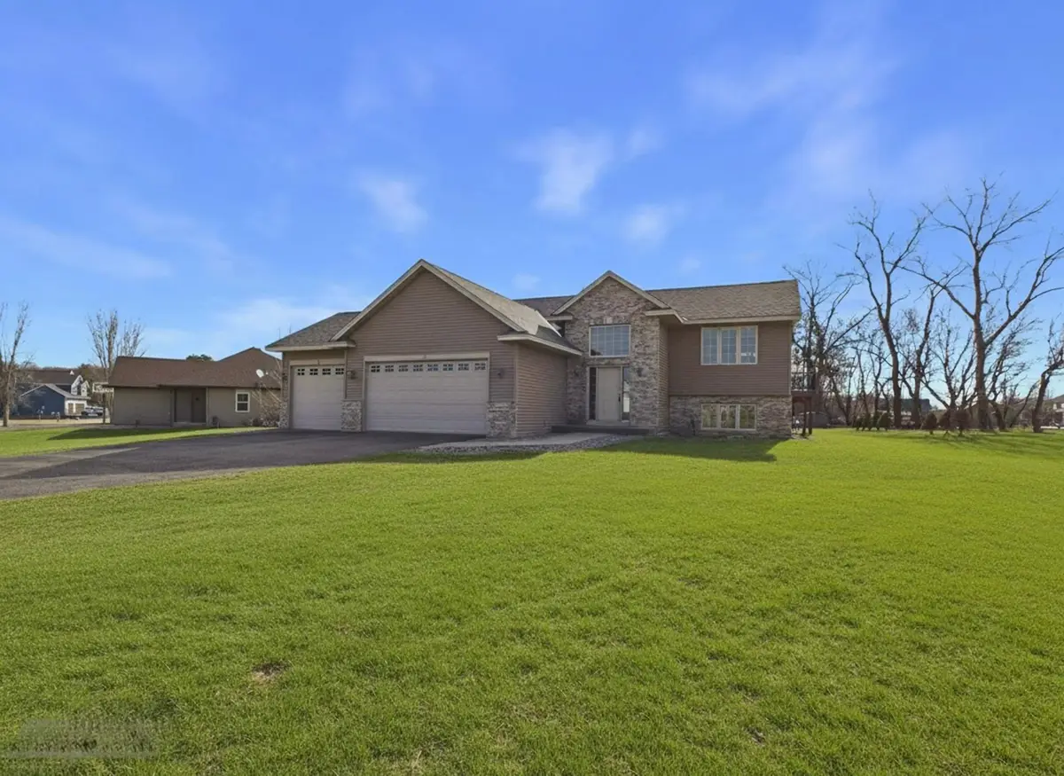 24605 140th Street Nw, Zimmerman, MN 55398 - #1