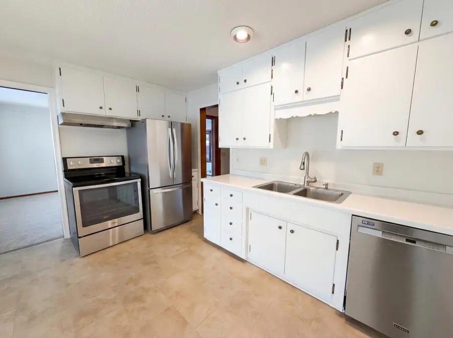 973 Bidwell Street, Saint Paul, MN 55118 - #2