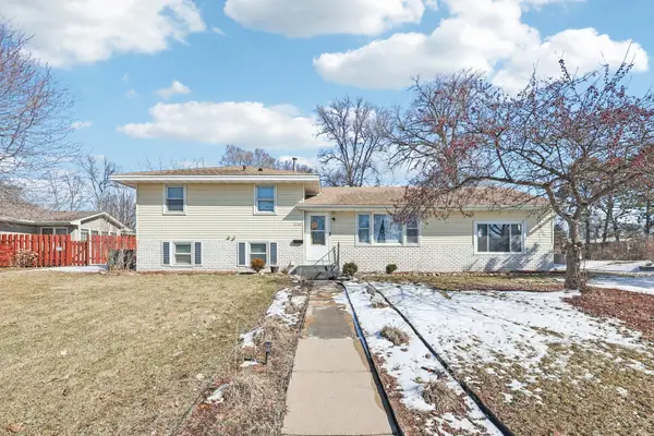 7700 Sierra Parkway, Minneapolis, MN 55444